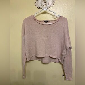 Americ eagle cropped oversized knit swe . Pale pink size s